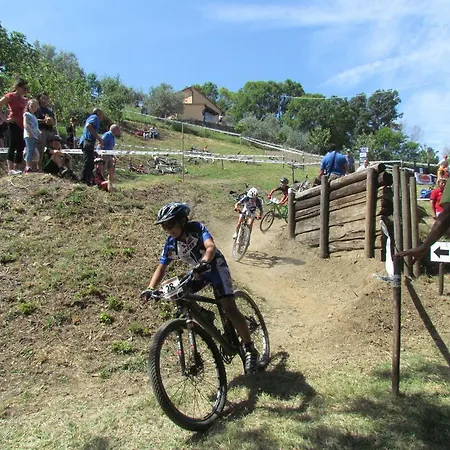 Bike Podere Giarlinga Farm stay Massa Marittima